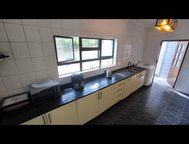 3 BEDROOM HOUSE FOR SALE IN BRACKENHURST